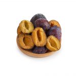 Замороженная слива без косточки (половинки) 11 кг, общий вид, купить оптом и в розницу с доставкой по москве и московской области, недорого, низкая цена