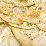 Пицца "Груша-горгонзола Sweet Blues" с грушей, сыром и орехами полуфабрикат замороженный Maestrello 400 г, этикетка, купить оптом и в розницу с доставкой по москве и московской области, недорого, низкая цена