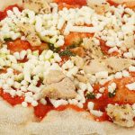 Пицца "Цыпленок песто" с курицей и соусом песто полуфабрикат замороженный Maestrello 430 г, этикетка, купить оптом и в розницу с доставкой по москве и московской области, недорого, низкая цена